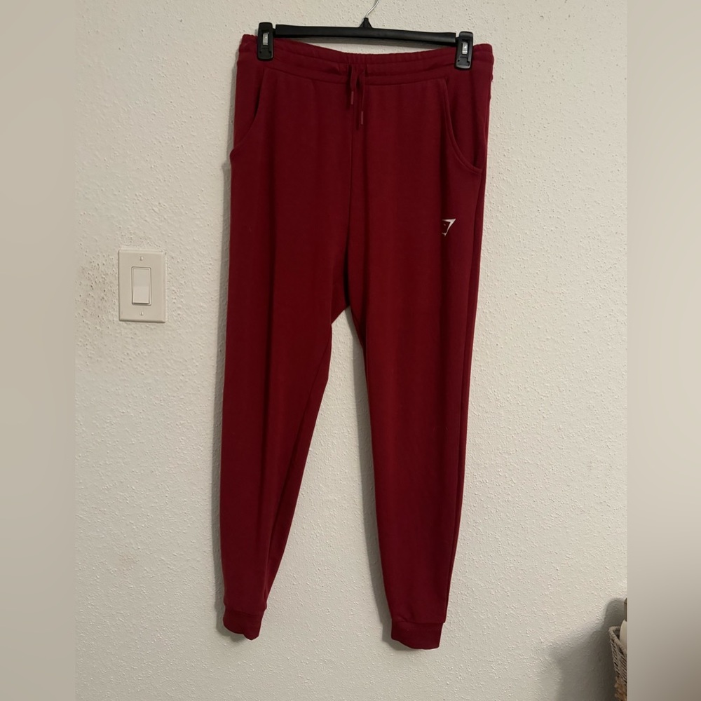 Gymshark joggers for lounging! Very comfy
